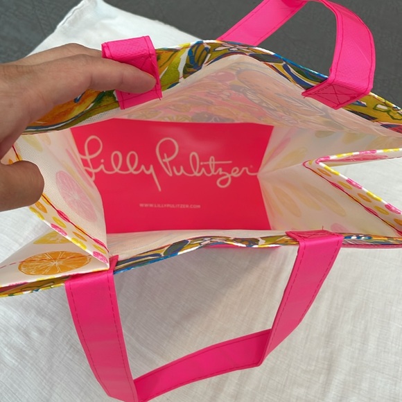 Lilly Pulitzer | Reusable shopping tote - Picture 4 of 9